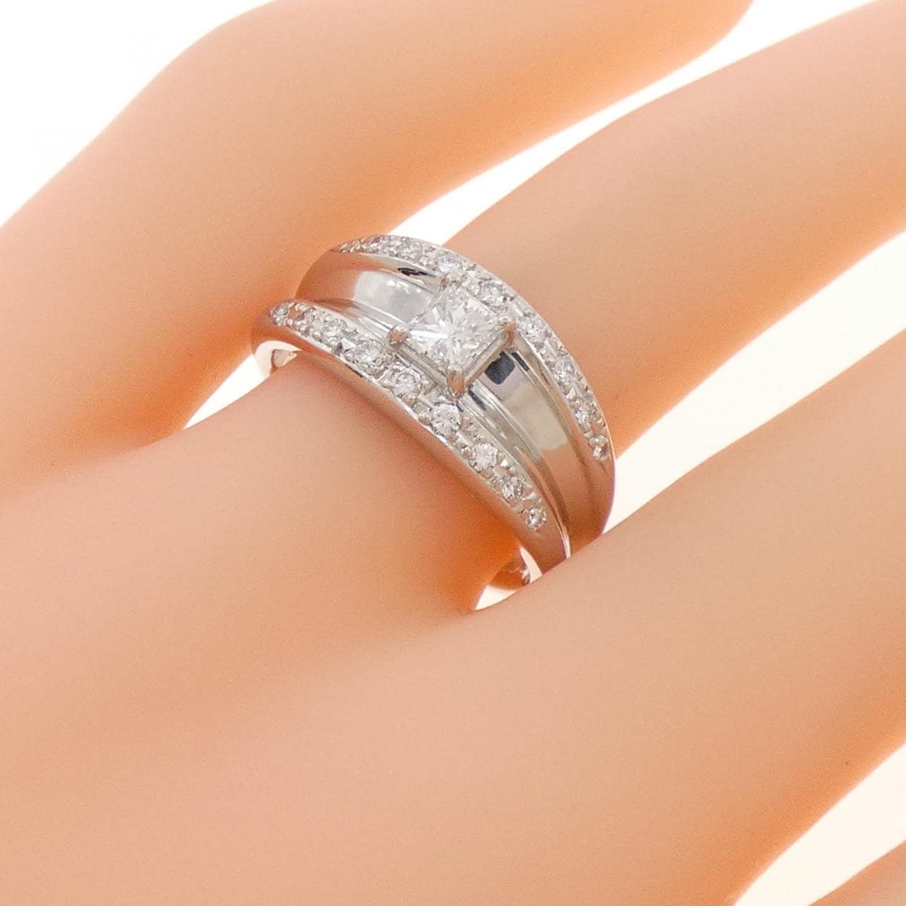 PT900 ダイヤモンド リング 0.33CT