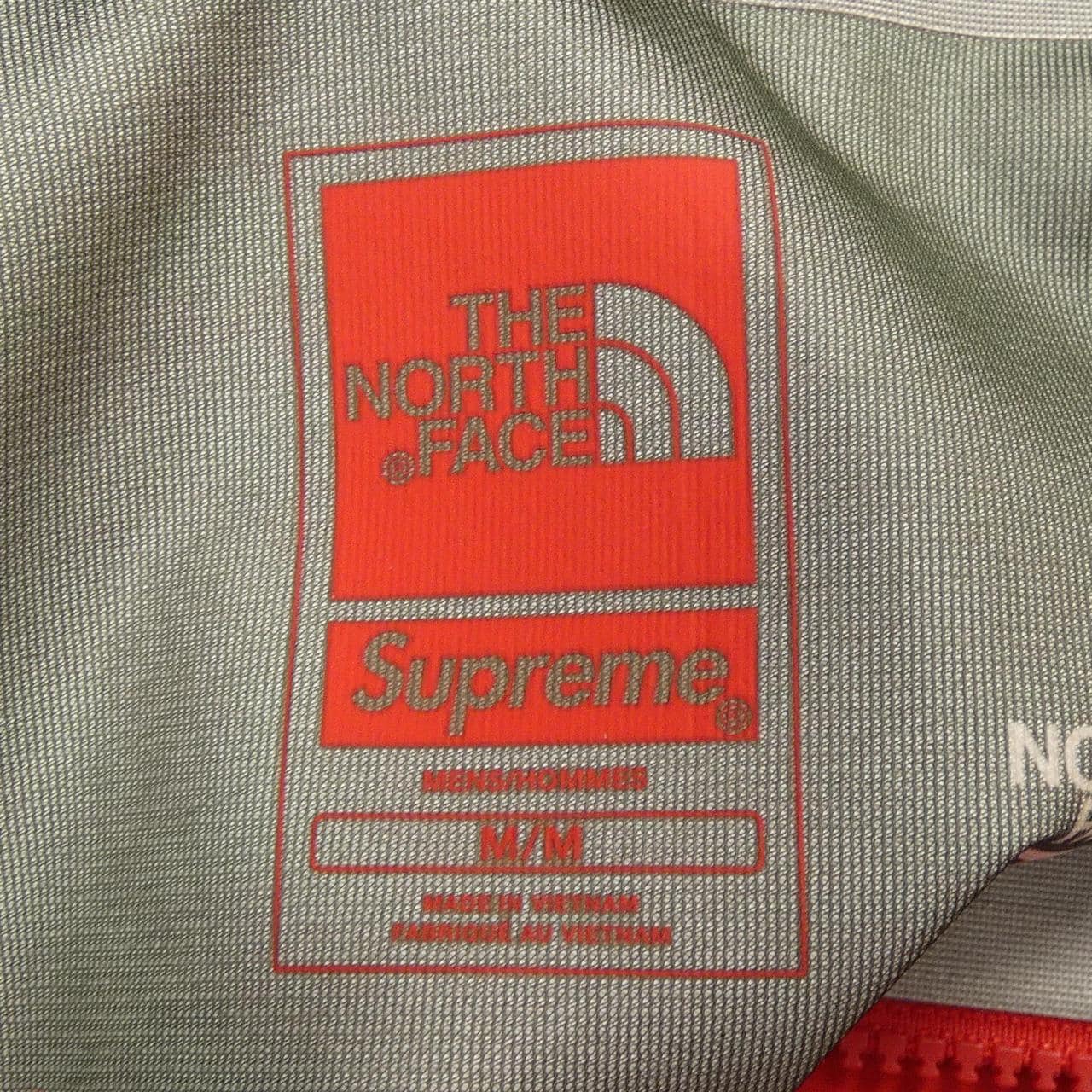 シュプリームザノースフェイス SUPREME×THE NORTH FACE NP023011 ジャケット