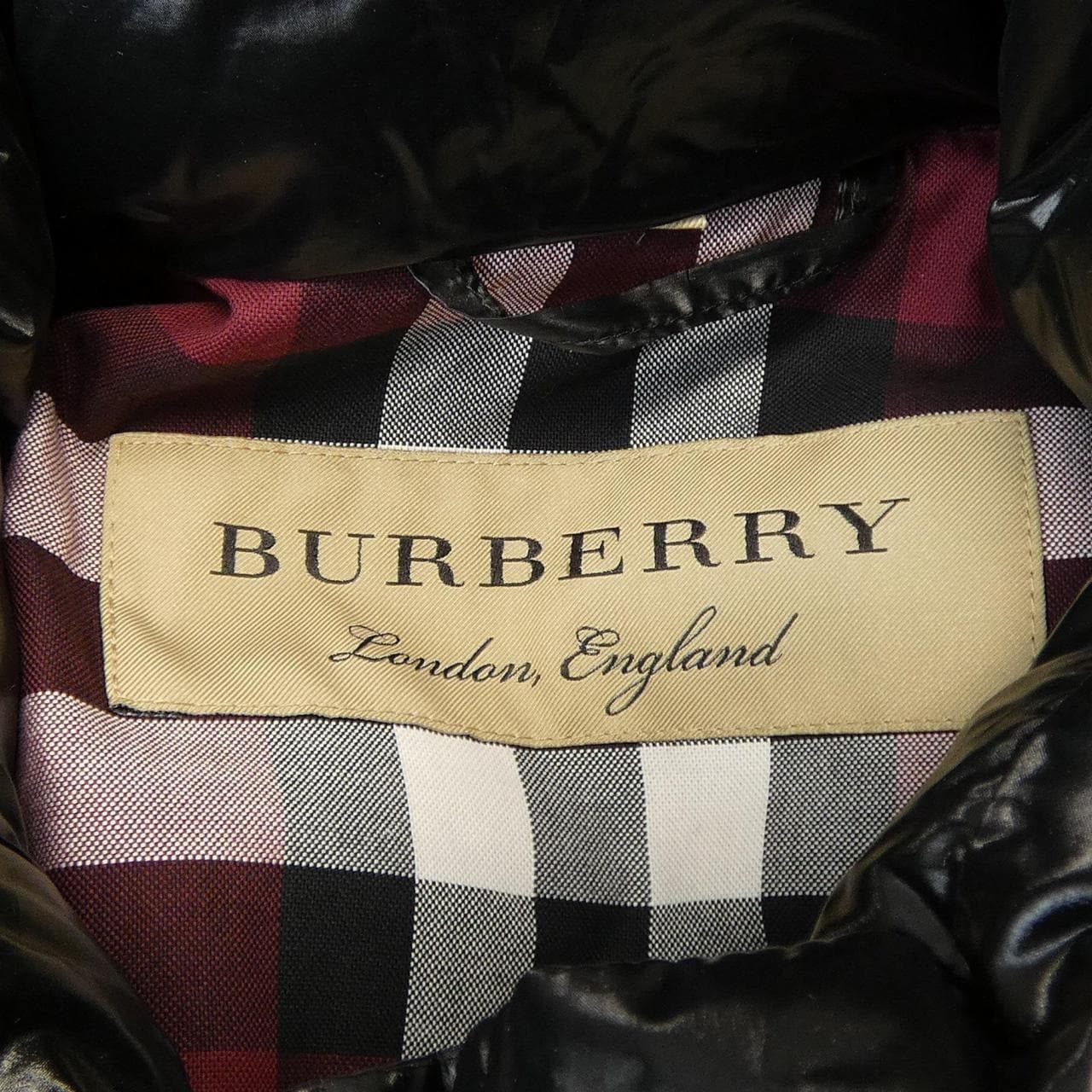 バーバリー BURBERRY 40567731 ダウンベスト