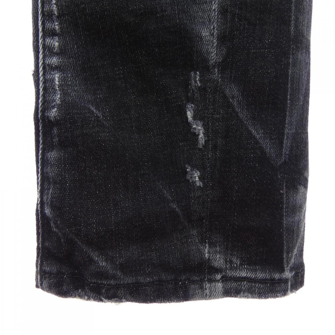 ディースクエアード DSQUARED2 S74LB0397 ジーンズ