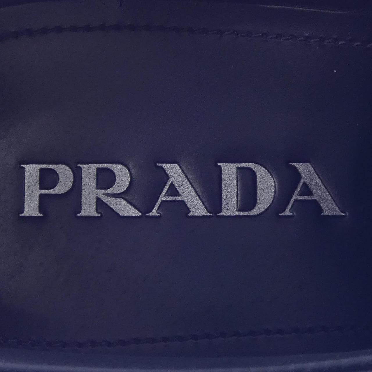 プラダ PRADA モノリスブラッシュドレザーローファー 2DE129 シューズ