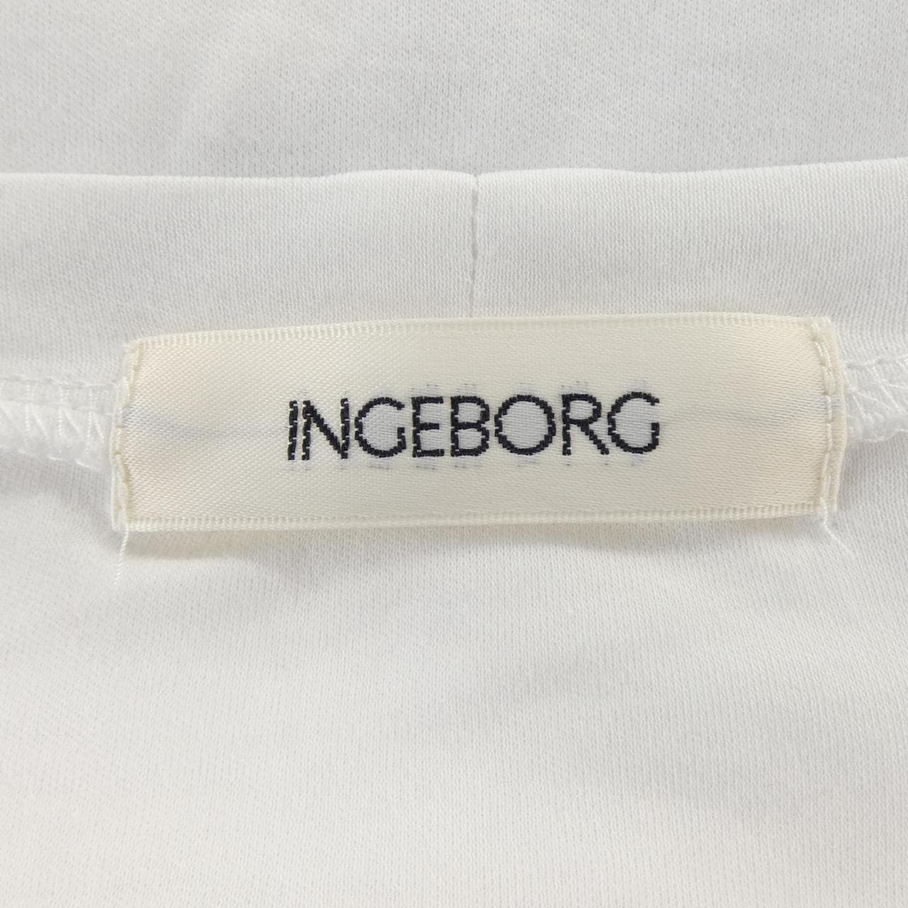インゲボルグ INGEBORG トップス