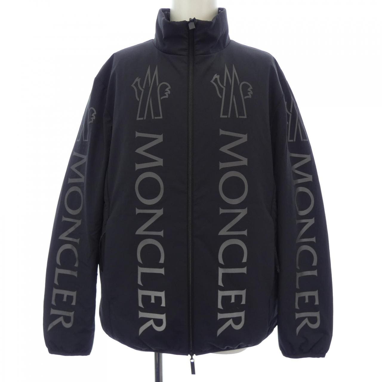 MONCLER蒙克勒羽绒服