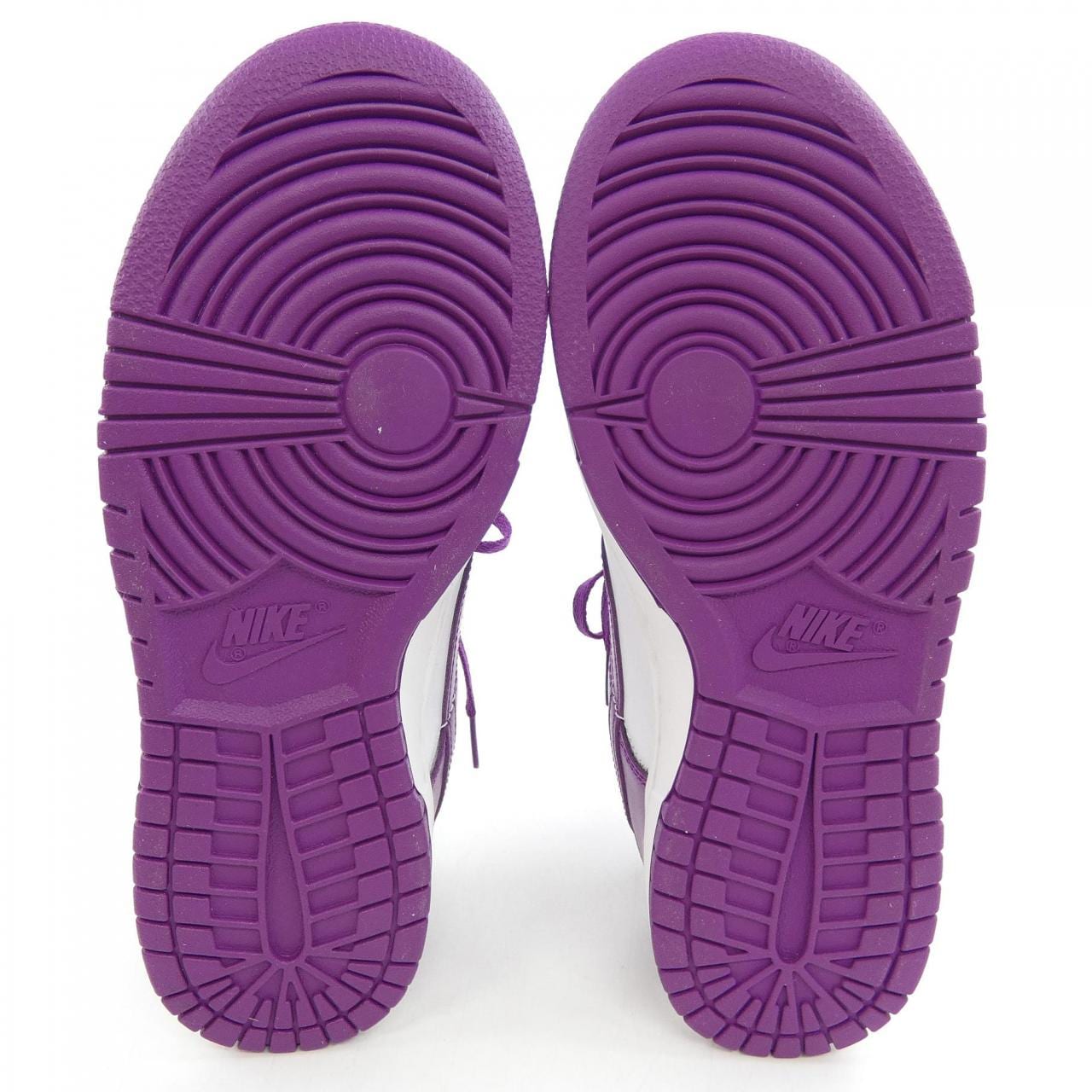 ナイキ NIKE DV0833-107 スニーカー