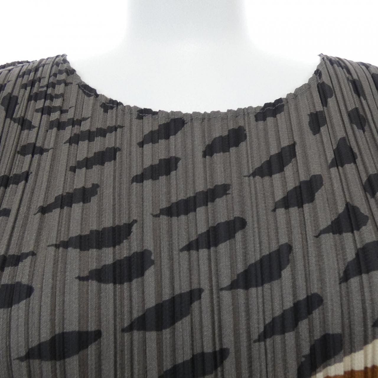 プリーツプリーズ PLEATS PLEASE PP73-JT684 9572075 トップス