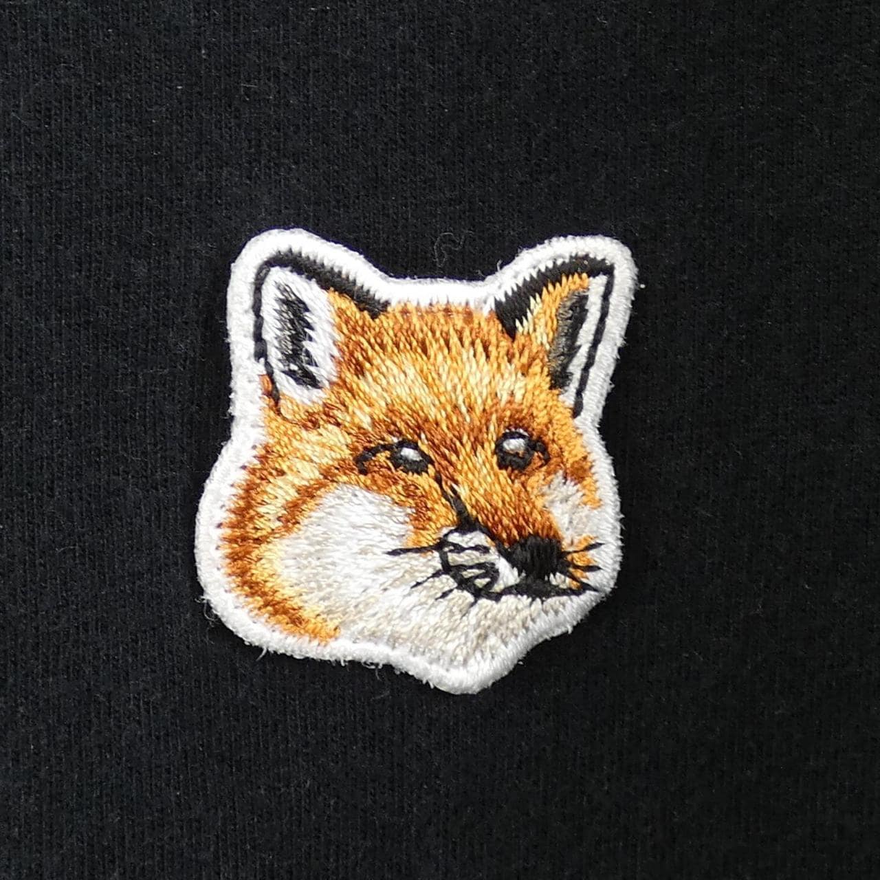 メゾンキツネ MAISON KITSUNE KMM40520 トップス