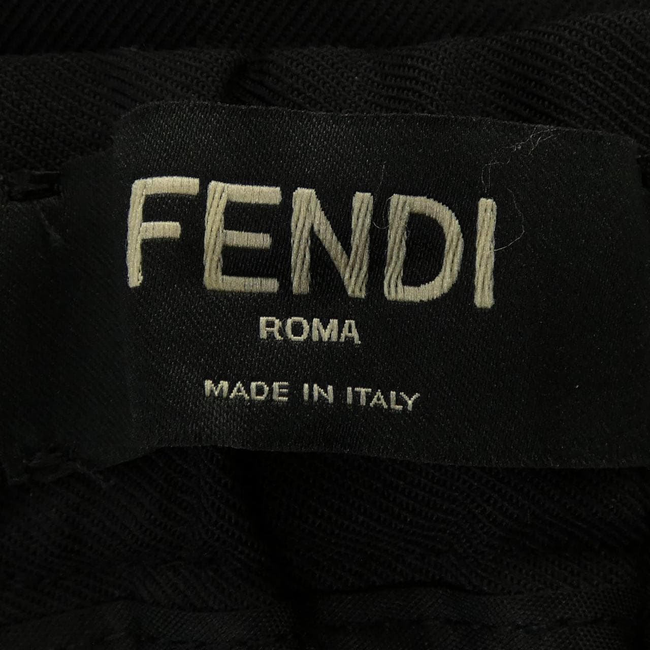 フェンディ FENDI FB0479 A8NM パンツ