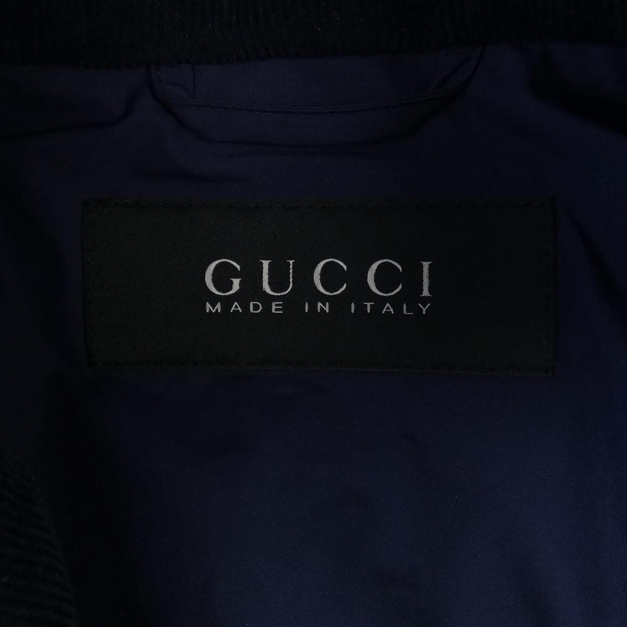 グッチ GUCCI 381010 Z6987 ダウンコート