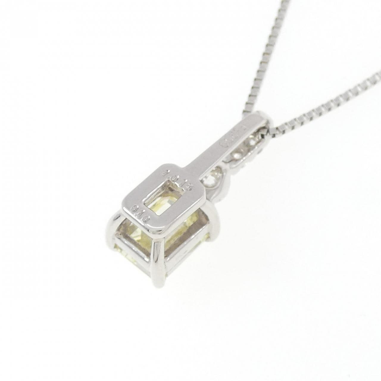 PT Diamond Necklace 1.013CT LY VS1 Emerald Cut