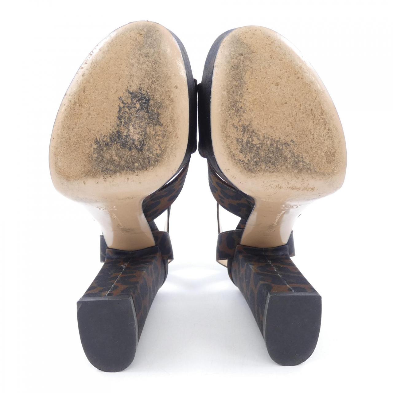 ジャンヴィトロッシ GIANVITO ROSSI サンダル