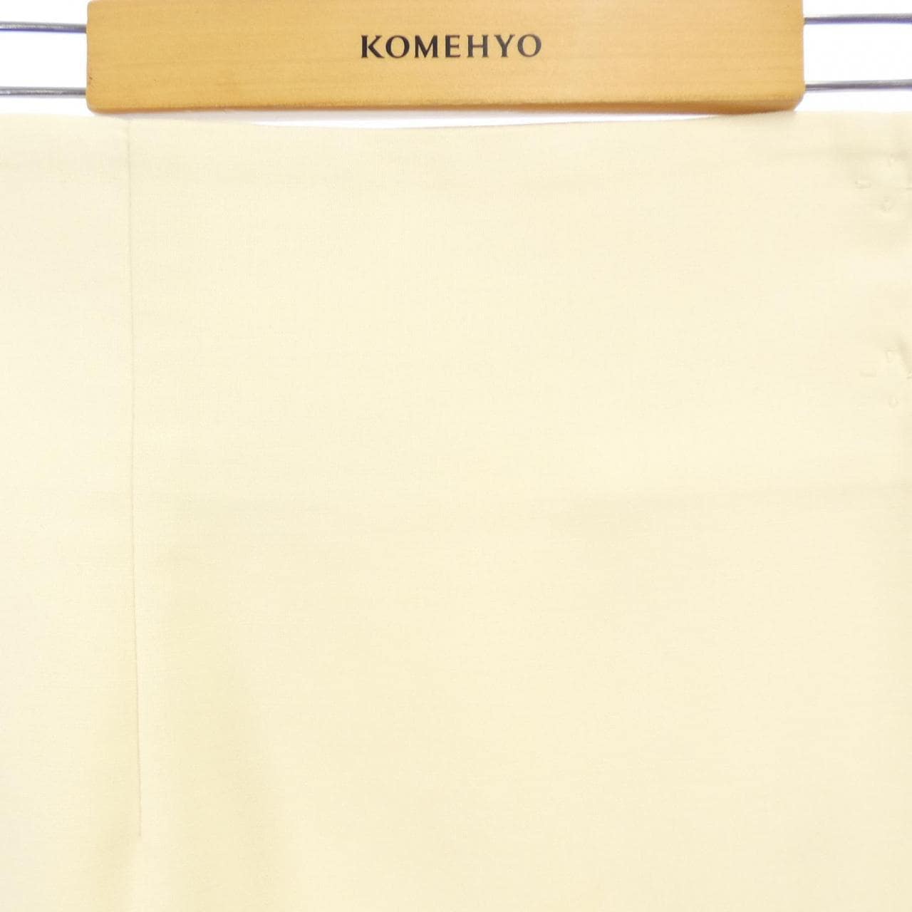 ベイジュ BEIGE. スカート