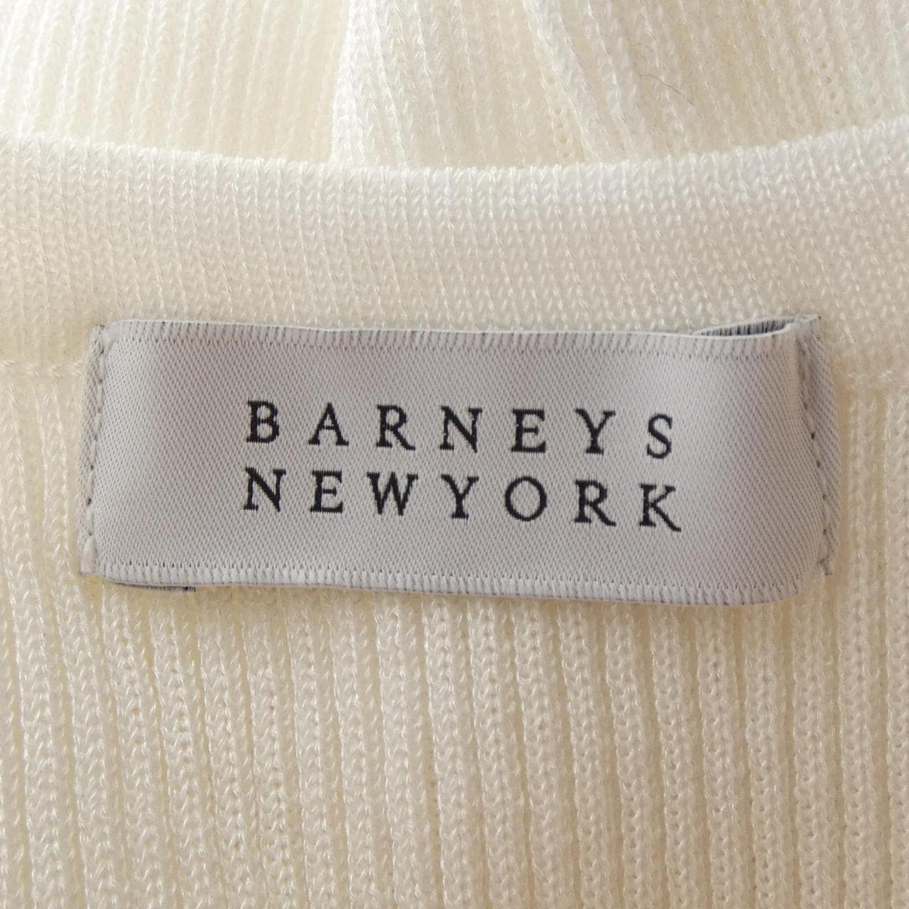 バーニーズニューヨーク BARNEYS NEW YORK トップス