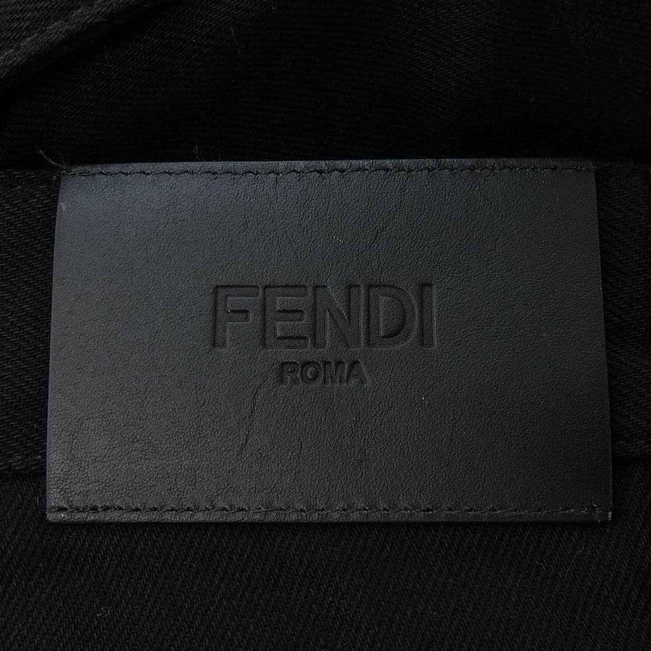 フェンディ FENDI FLP201 AF8Q ジーンズ