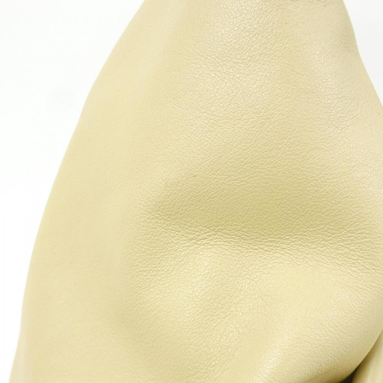 ボッテガヴェネタ 610524 VCP40 ショルダーバッグ