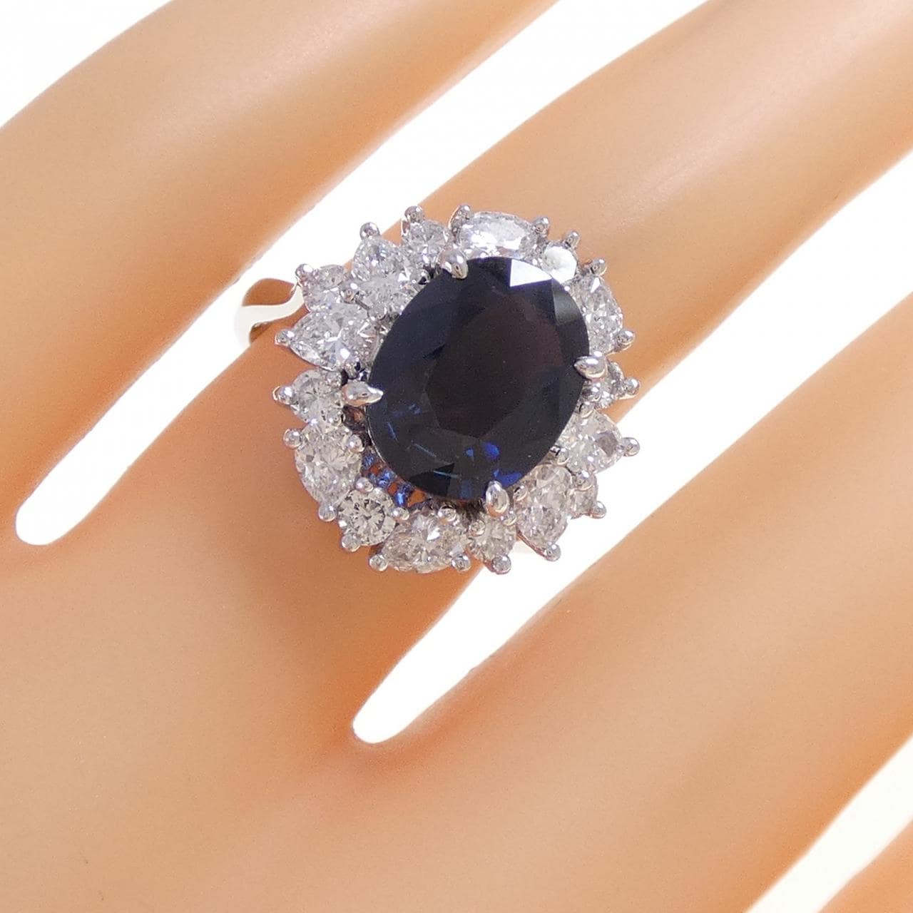 PT900 サファイヤ リング 2.32CT