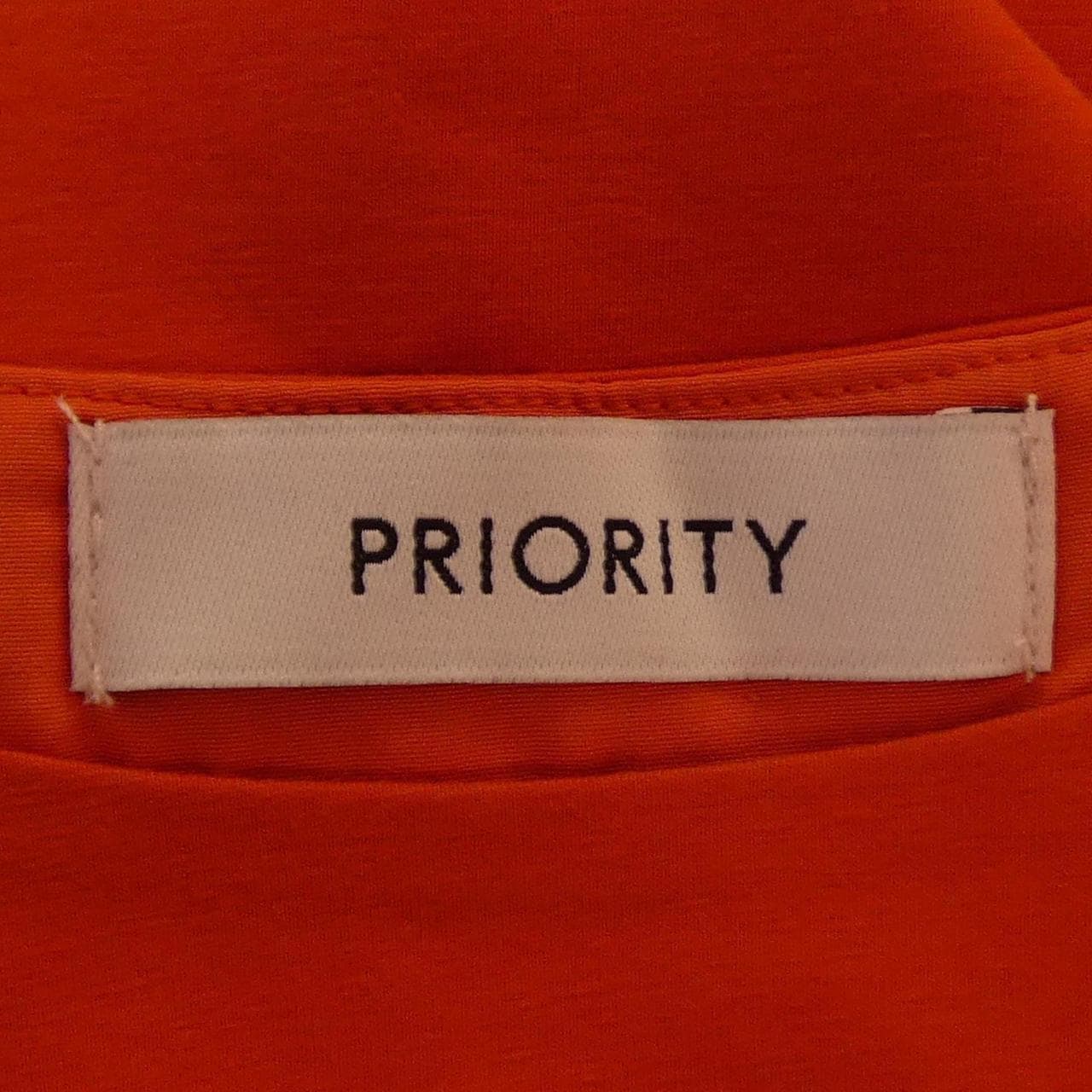 プライオリティ Priority トップス