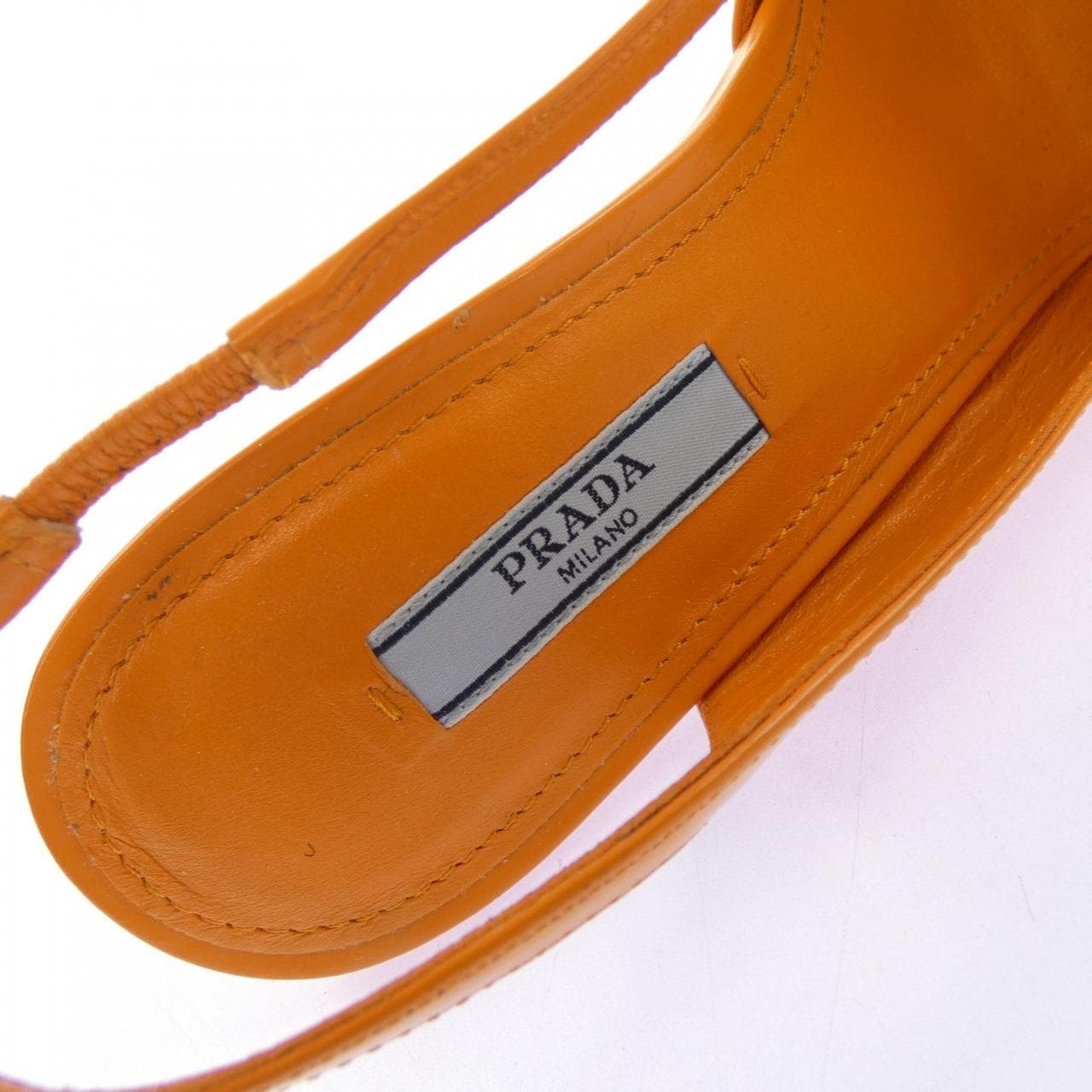 プラダ PRADA スリングバック　トライアングルロゴ 1I901M パンプス