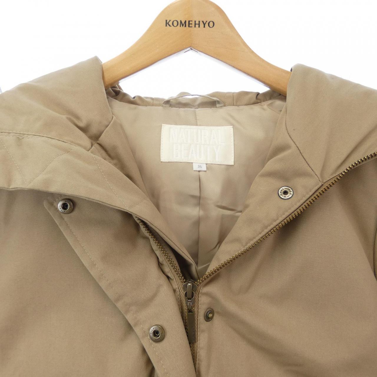 NATURAL BEAUTY Down coat