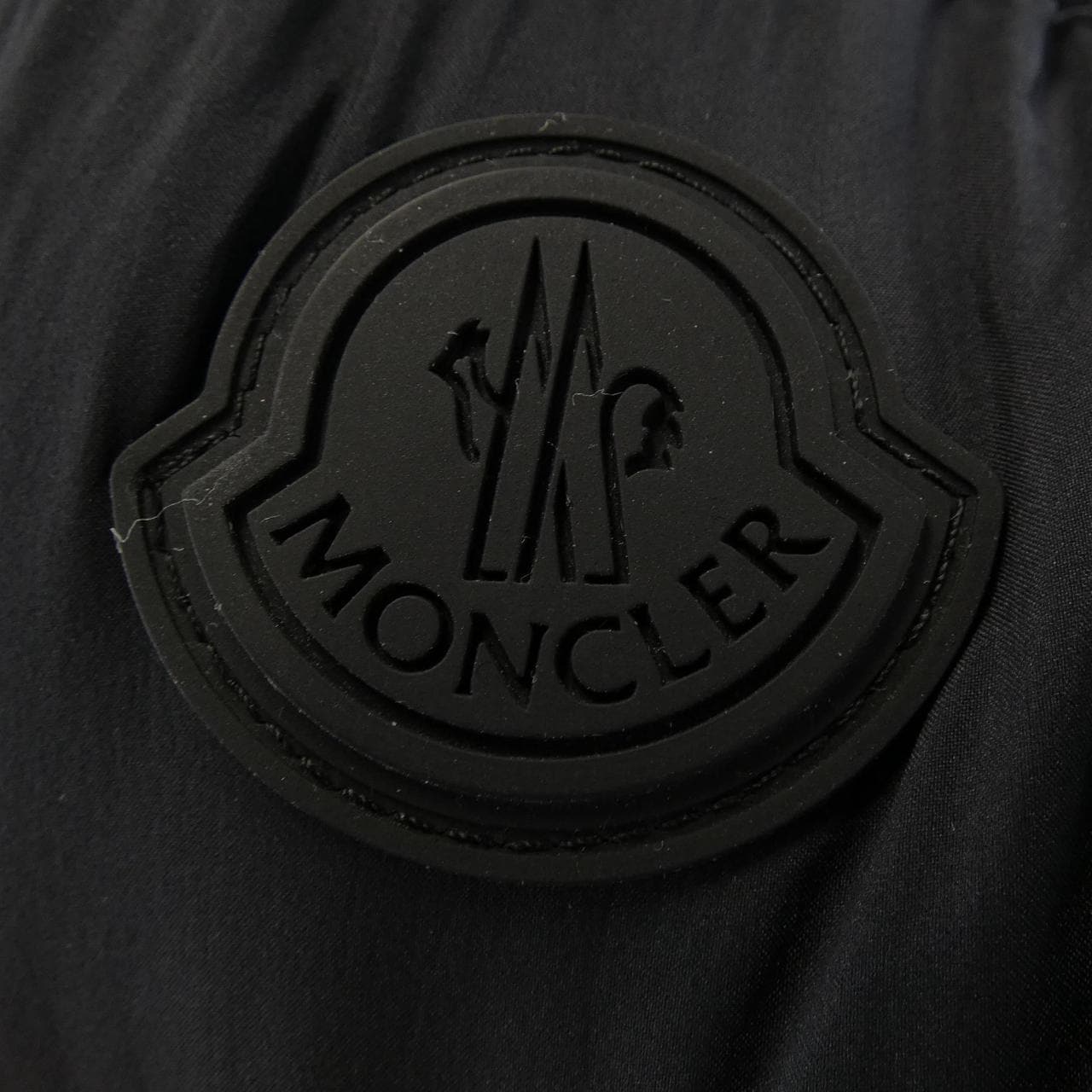 MONCLER蒙克勒羽绒服