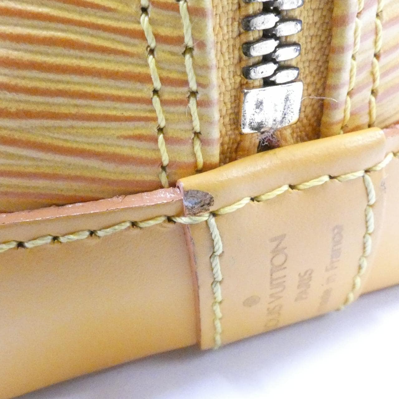 ルイヴィトン エピ アルマ PM M52149 バッグ