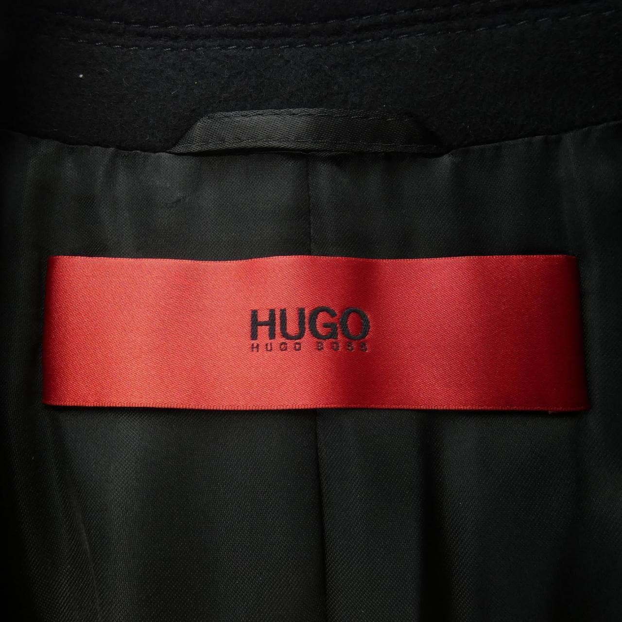 休哥堡HUGO BOSS切斯特風衣