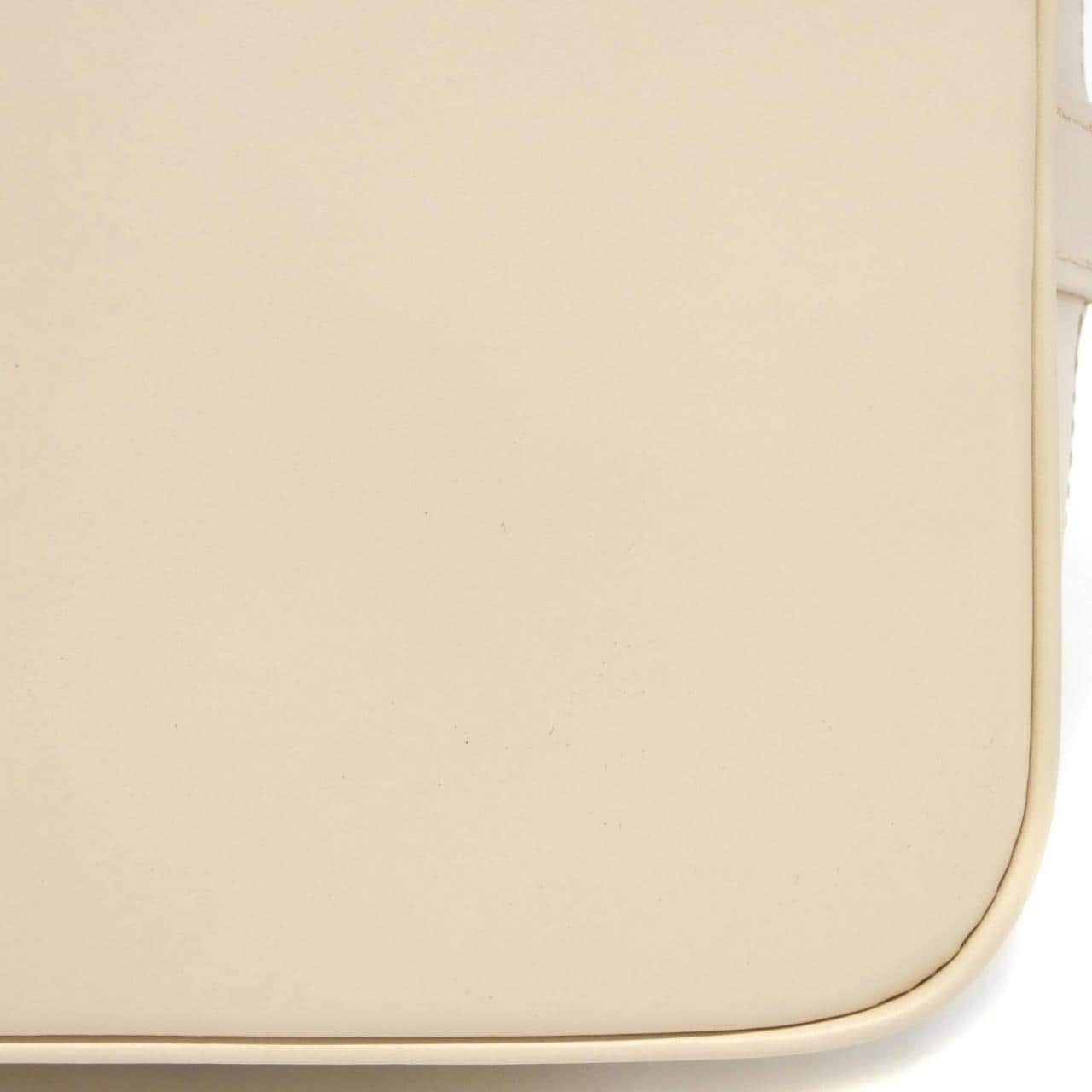 ルイヴィトン モノグラム LVブロデリー アングレーズ プチ ノエ M22861 ショルダーバッグ