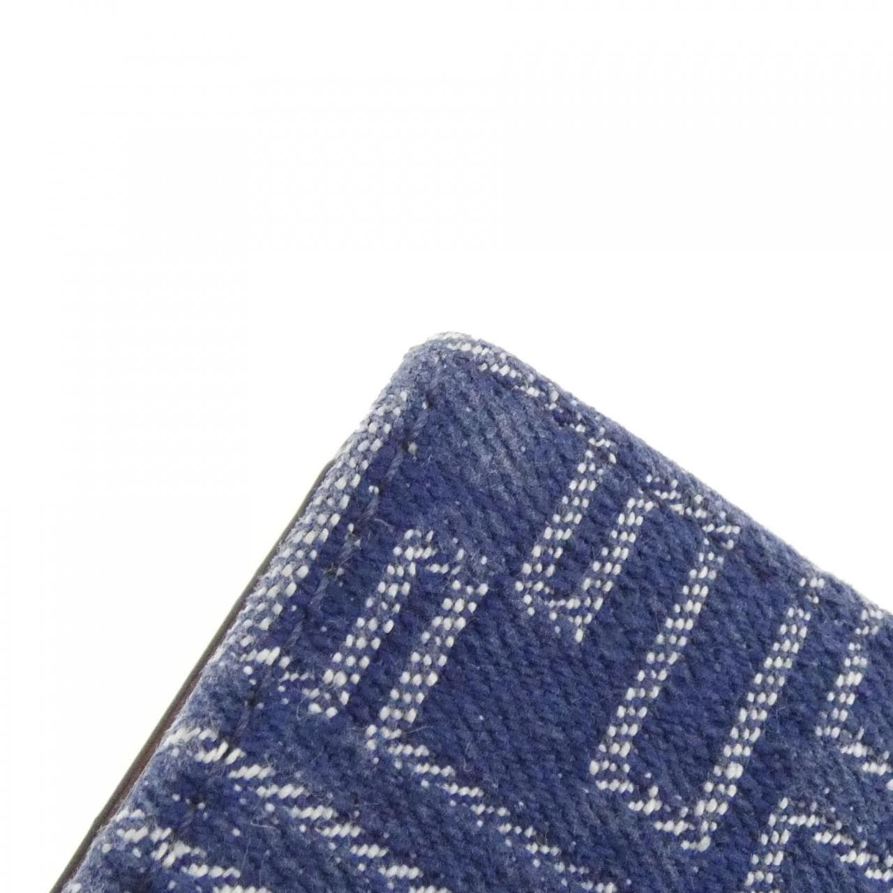 フェンディ 7M0222 AUGO カードケース