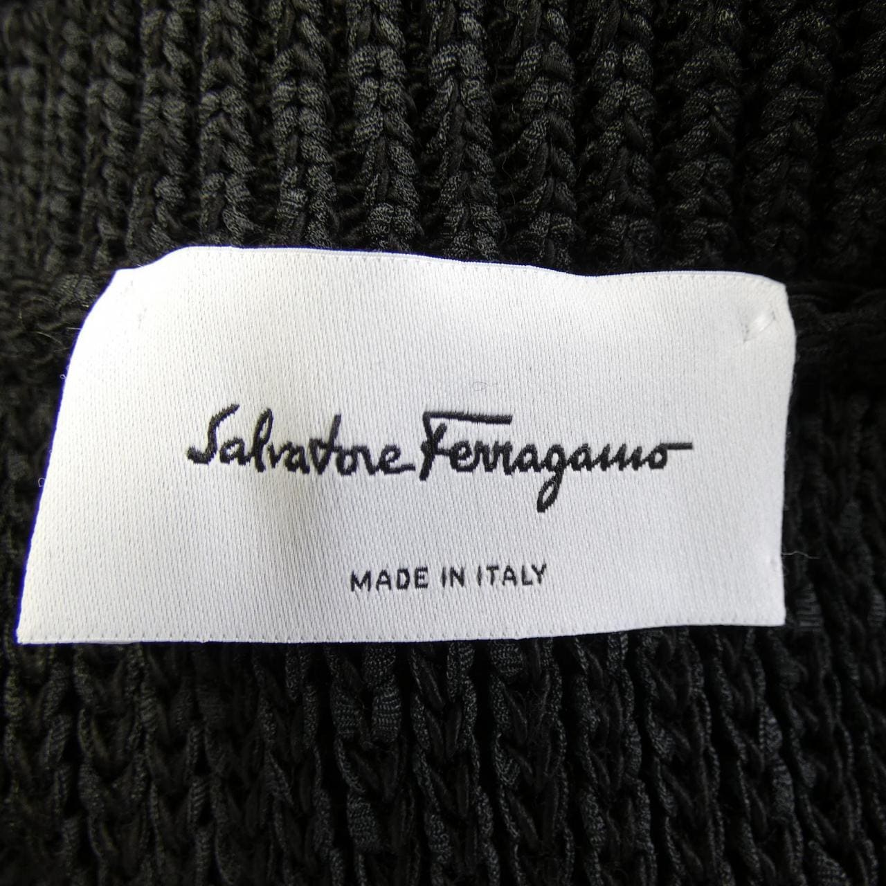 サルヴァトーレフェラガモ SALVATORE FERRAGAMO ベスト