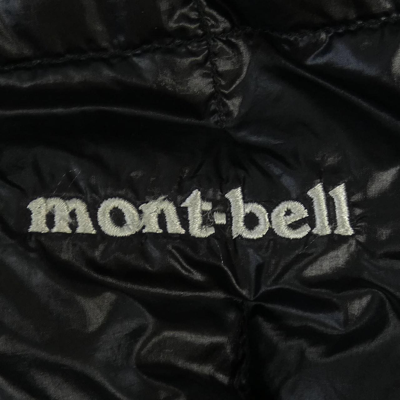 モンベル MONT BELL ダウンジャケット