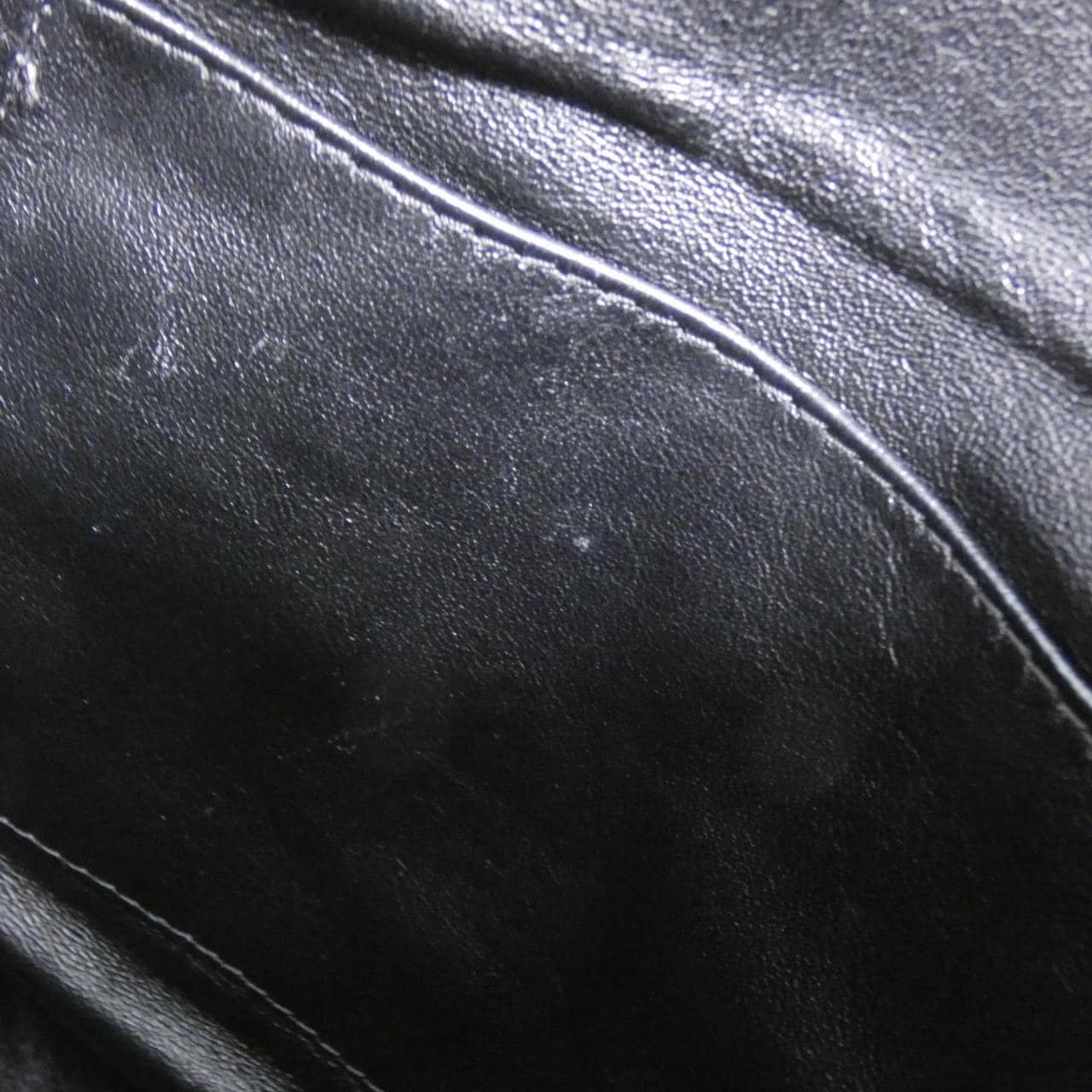 シャネル バブルキルト ライン ショルダーバッグ