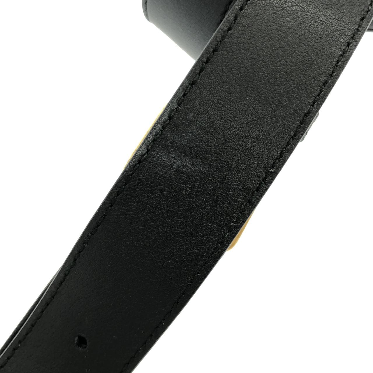 グッチ GG MARMONT 476434 DSVRT ウエストバッグ