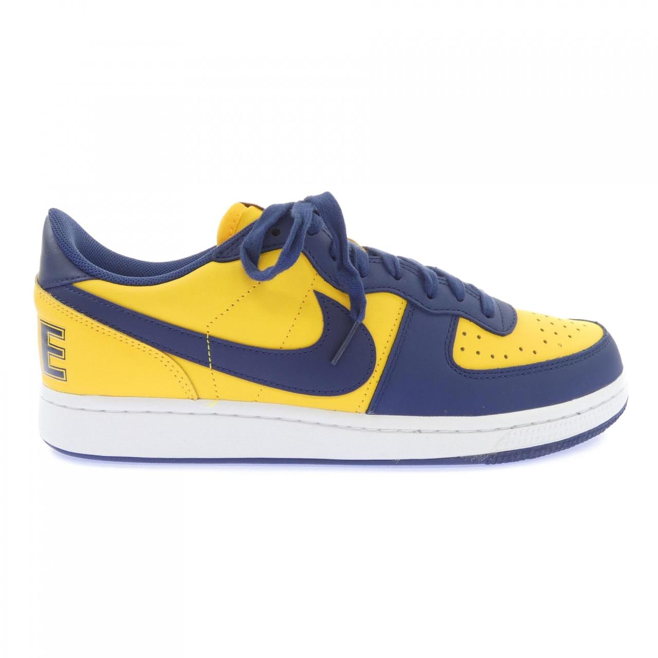 ナイキ NIKE FJ4206-700 スニーカー