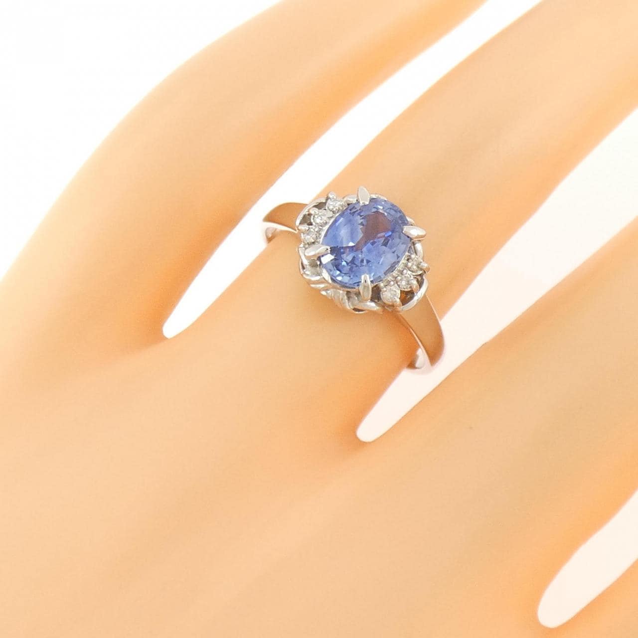 PT900 サファイヤ リング 1.30CT