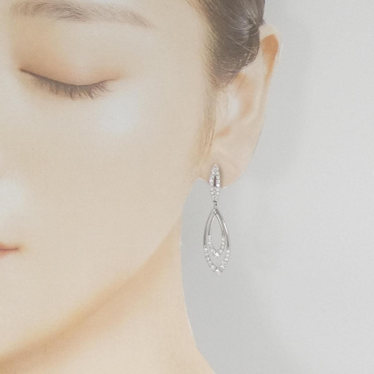 K18WG ダイヤモンド ピアス 1.12CT