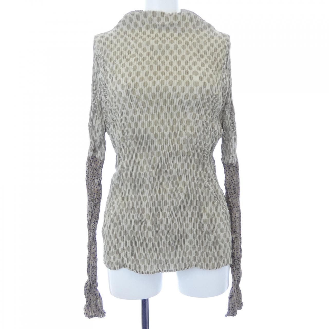 イッセイミヤケ ISSEY MIYAKE IM11FJ233 トップス