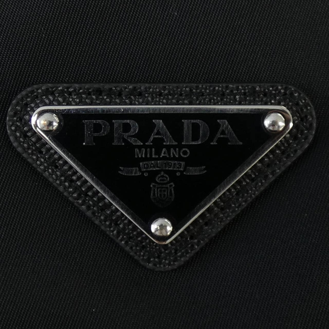 プラダ PRADA トライアングルロゴ　RE-NYLON 292077 S222 1WQ8 ダウンコート