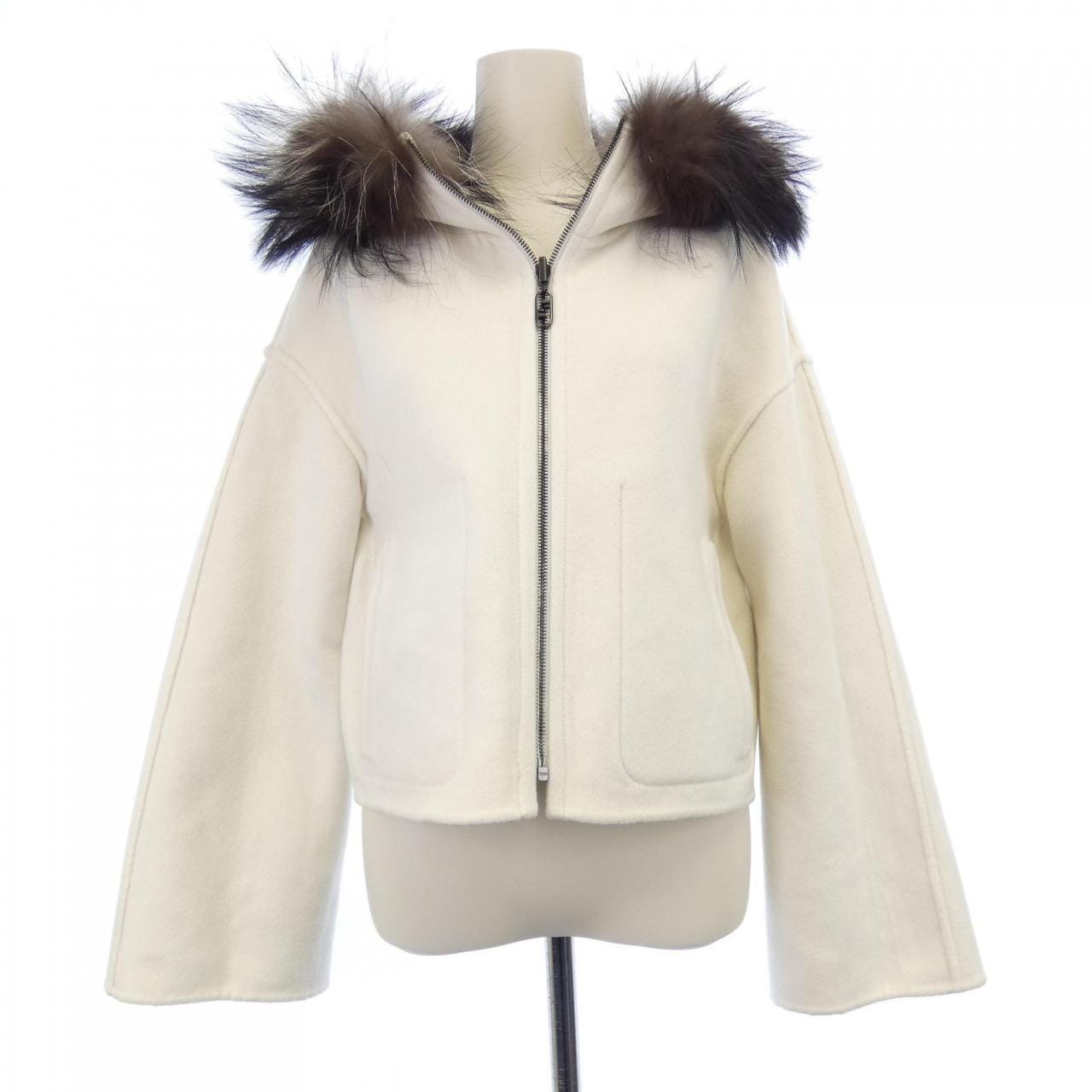 FENDI FJ7306 MW18 夾克