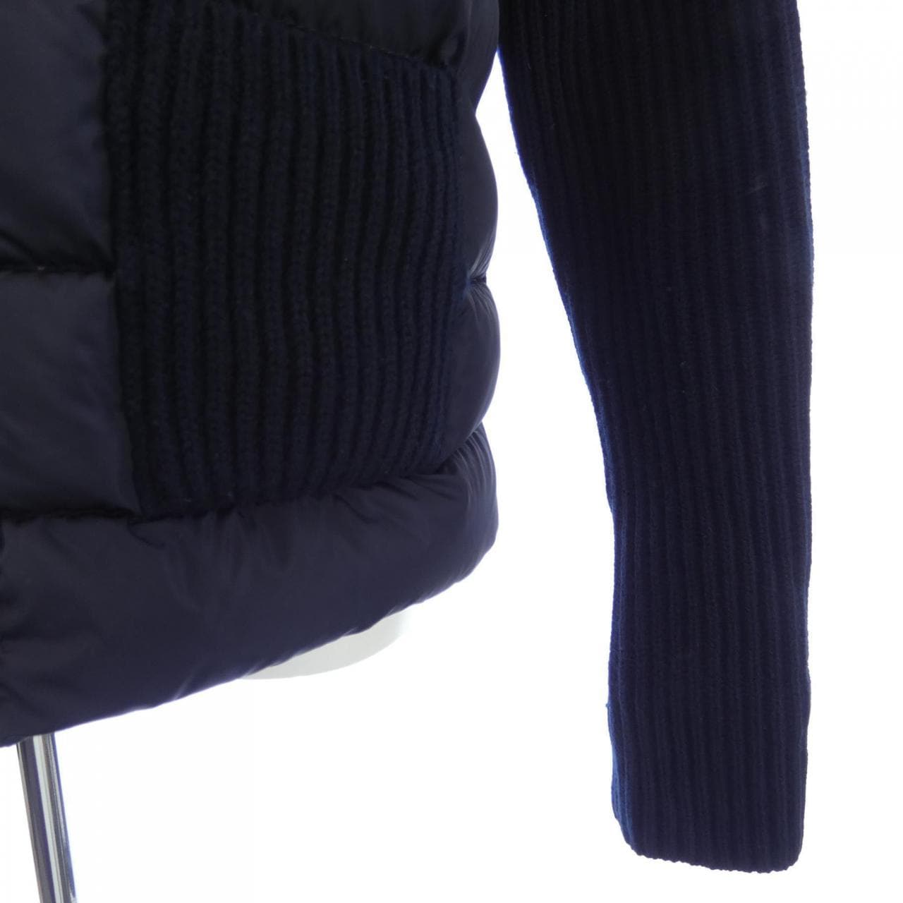モンクレール MONCLER ダウンジャケット