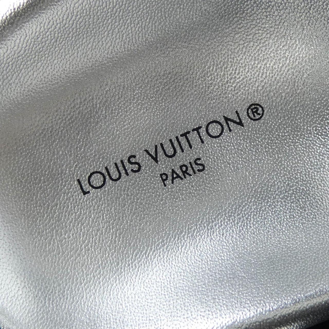 ルイヴィトン LOUIS VUITTON プールピローライン サンダル