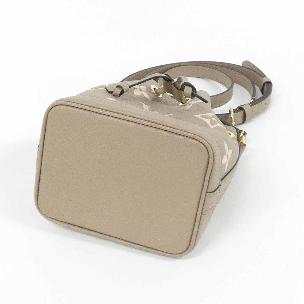 ルイヴィトン バイカラー モノグラム アンプラント ナノ ノエ M46291 ショルダーバッグ