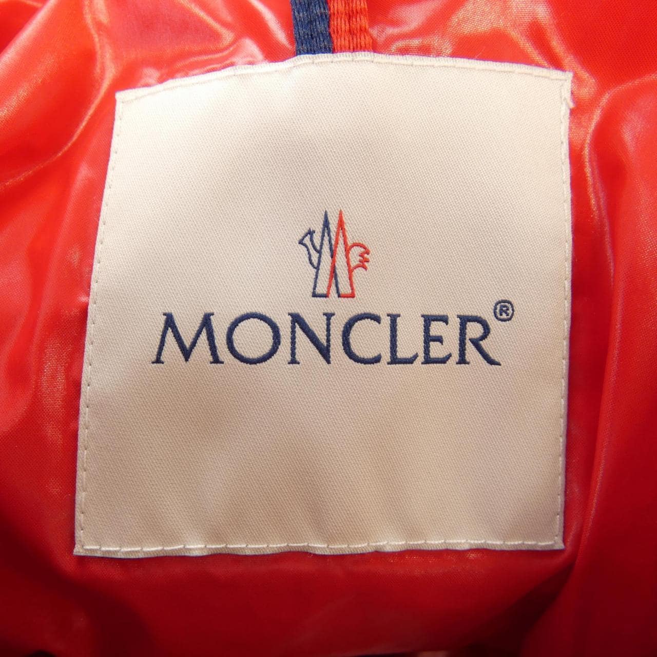 モンクレール MONCLER ダウンジャケット