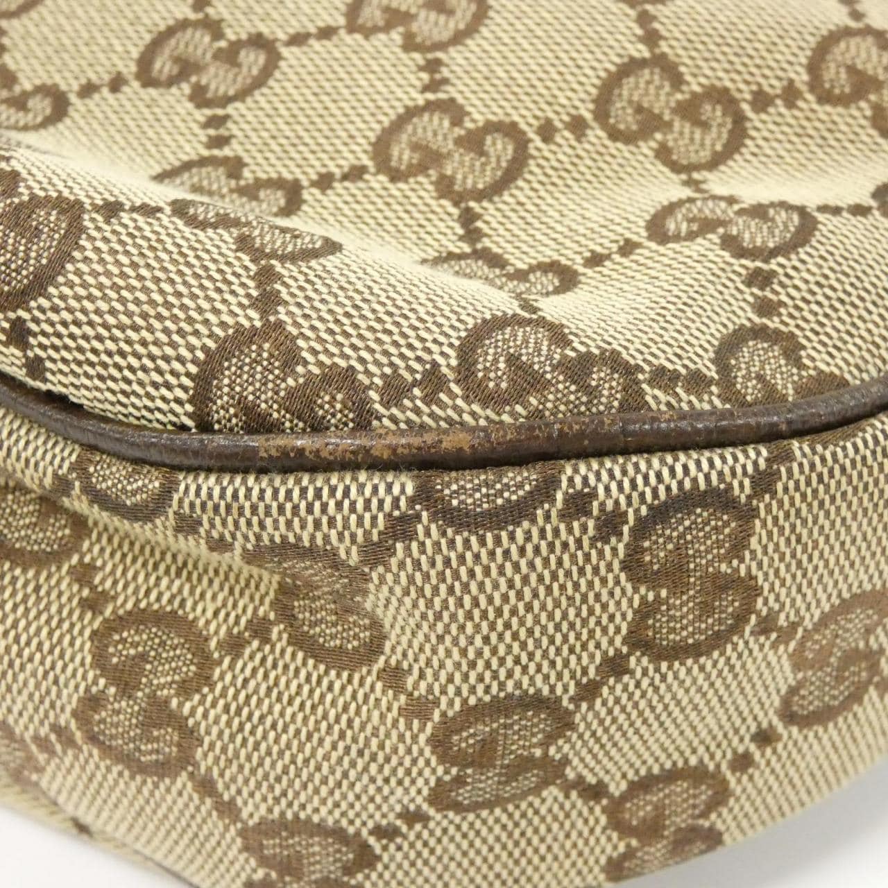 Gucci 122790 F4F5R單肩包