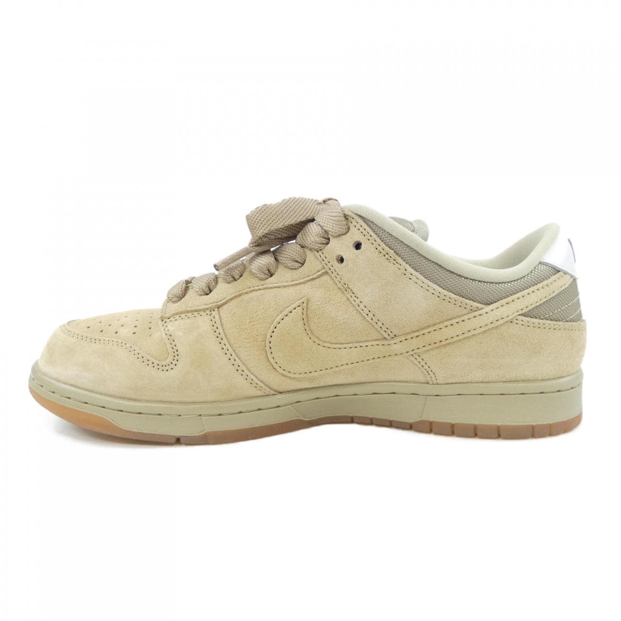 ナイキ NIKE HJ0367-200 スニーカー