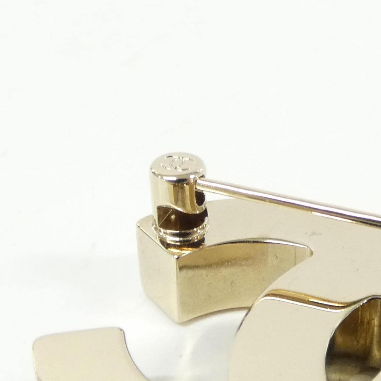 シャネル AB9786 ブローチ