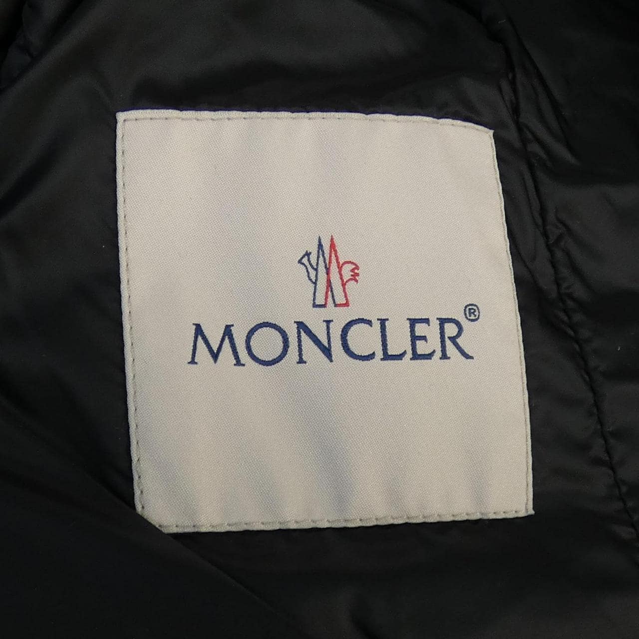 MONCLER蒙克勒羽绒服