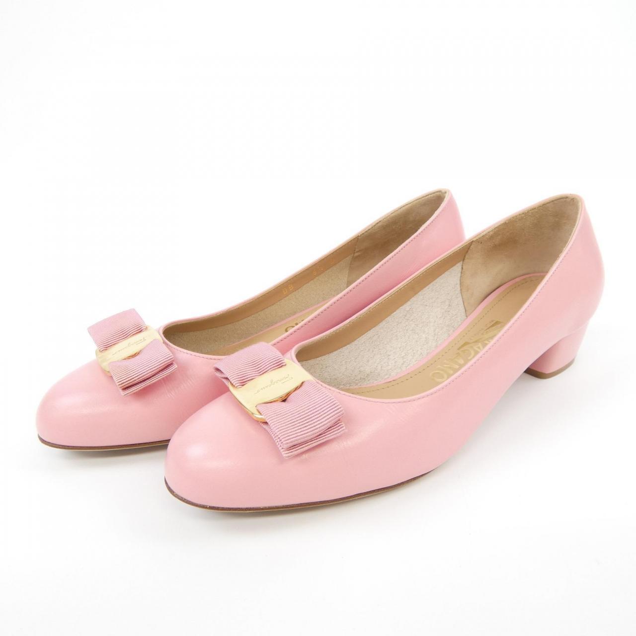 サルヴァトーレフェラガモ SALVATORE FERRAGAMO パンプス