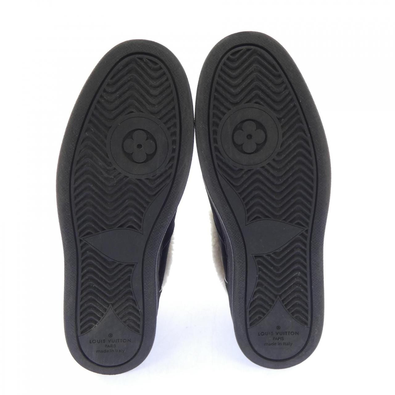 ルイヴィトン LOUIS VUITTON SNOW DROP FLAT ANKLE スノードロップライン ブーツ