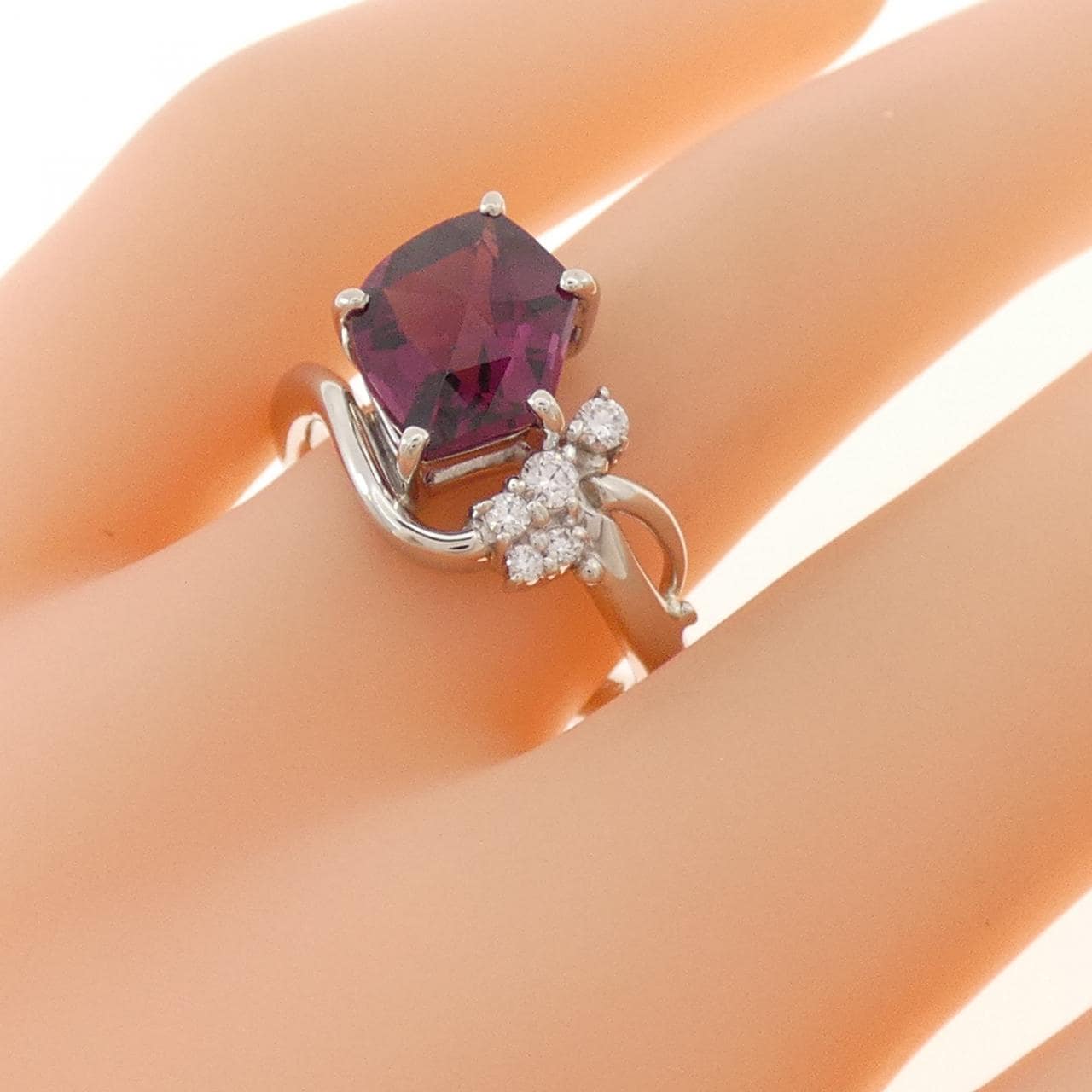 PT900 ガーネット リング 3.36CT