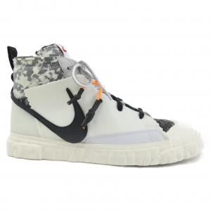 ナイキ NIKE スニーカー