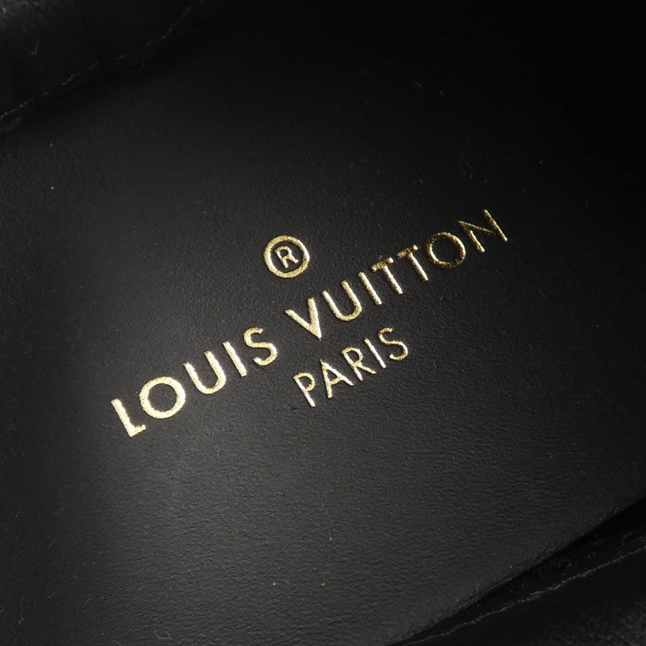 LOUIS LOUIS VUITTON sneakers